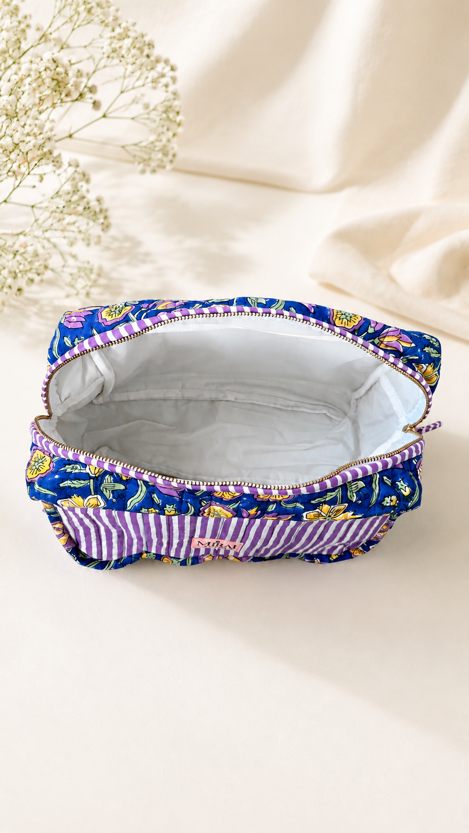 Neelkamal- Quilted Waterproof Toiletry Bag